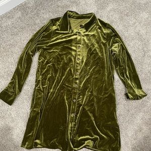 Green button down dress. Never worn.